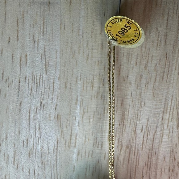 Vintage 1985 Sadler Inc Taiwan Teddy Bear Christmas Ornament German Dress Wreath - Picture 2 of 3